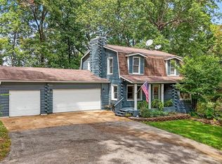 1208 Babler Park Ct, Chesterfield, MO 63005