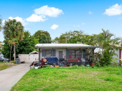 1048 S Ridge Road, Lake Worth, FL, 33462