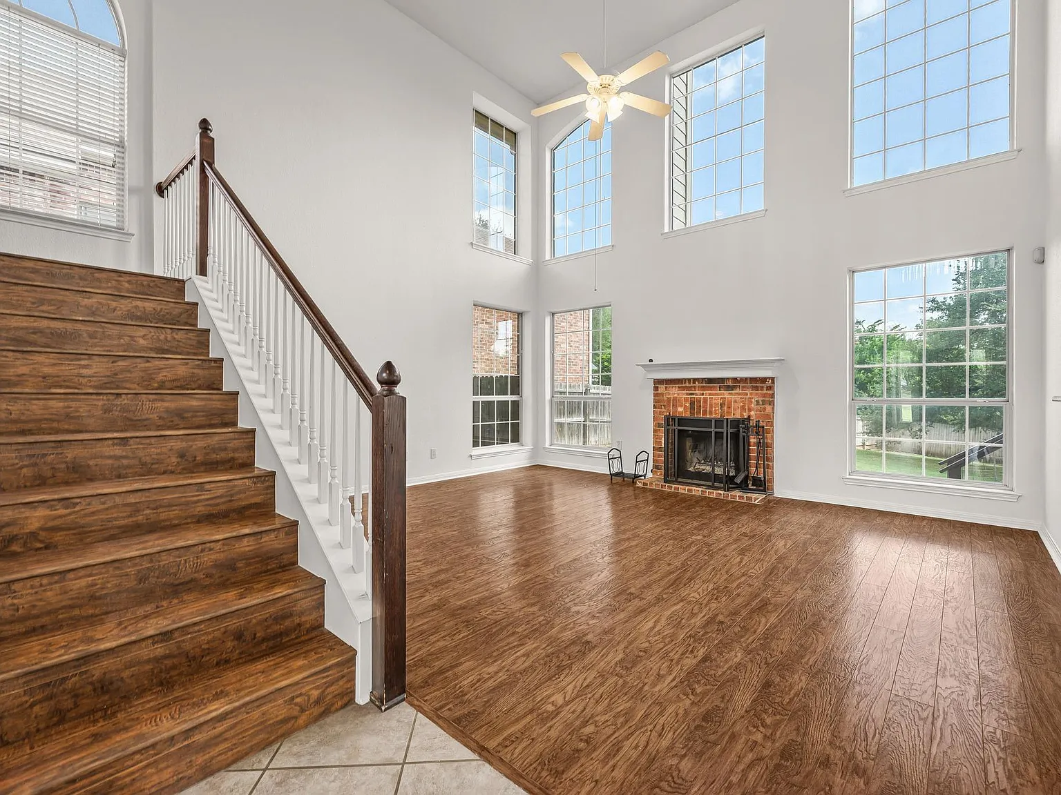 4 bed, 3.5 bath, 3125 sqft, $3,900 — Photo 4