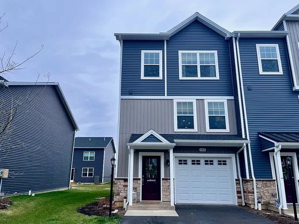 108 Amicus Dr, Port Matilda, PA 16870
