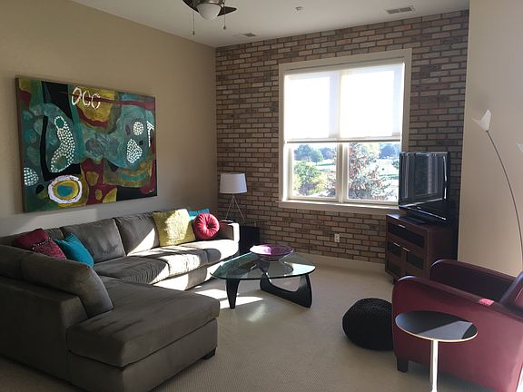 4th image of 29 E 6th St Unit 305