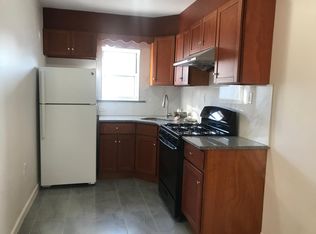 8409 17th Ave, Brooklyn, NY 11214