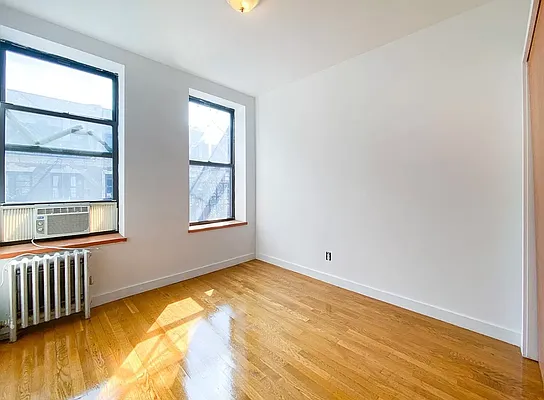 Rented by Compass | media 11