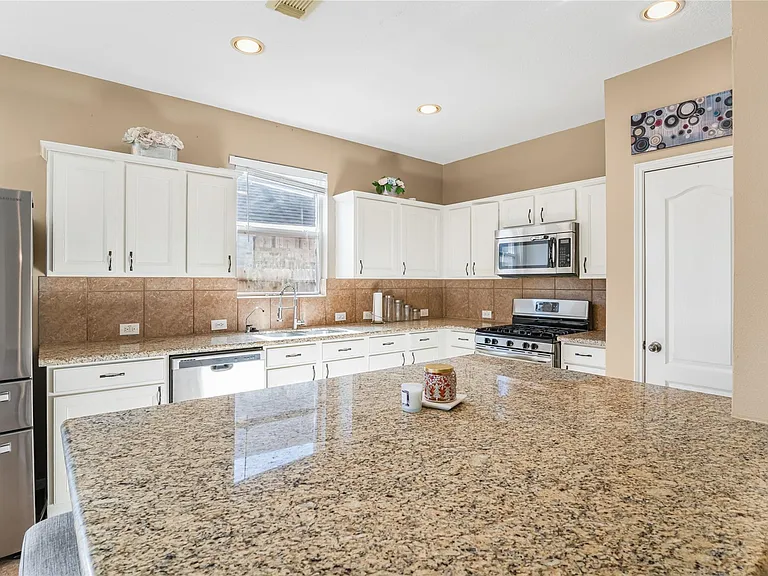 11010 S Auden Cir — Photo 5
