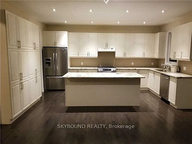 4 bed, $3,900 — Photo 1
