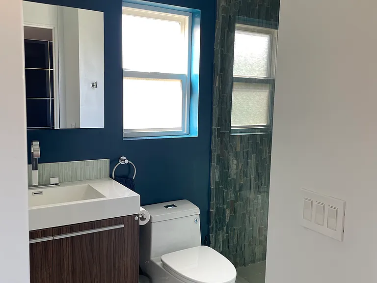 18003 Tiara St — Photo 25