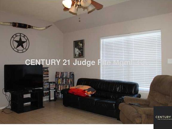 3rd image of 131 Lindas Creek Ln