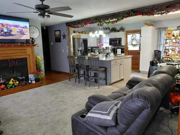 37417 W Shade Rd, Pomeroy, OH 45769