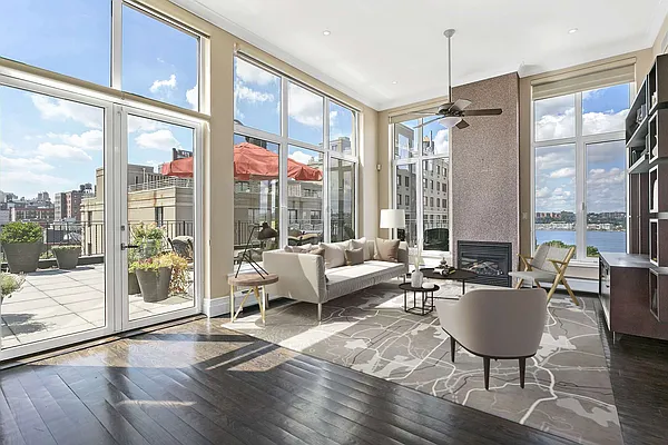 Rented by Compass | media 2