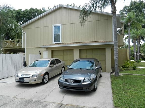 2nd image of 15816 Knollview Dr