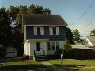 28 Austin St, Amsterdam, NY 12010