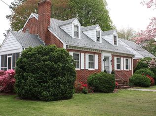 105 Hoomes Cir, Bowling Green, VA 22427