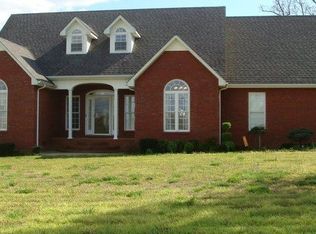1150 Wright Bend Rd, Smithville, TN 37166