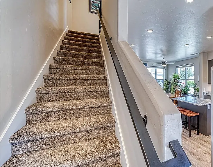 1001 Emma Ln — Photo 10