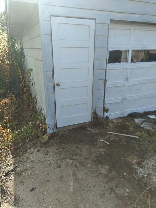 2nd image of 3312 N Saint Joseph Ave