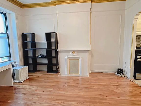 3rd image of 851 Lexington Ave #4F