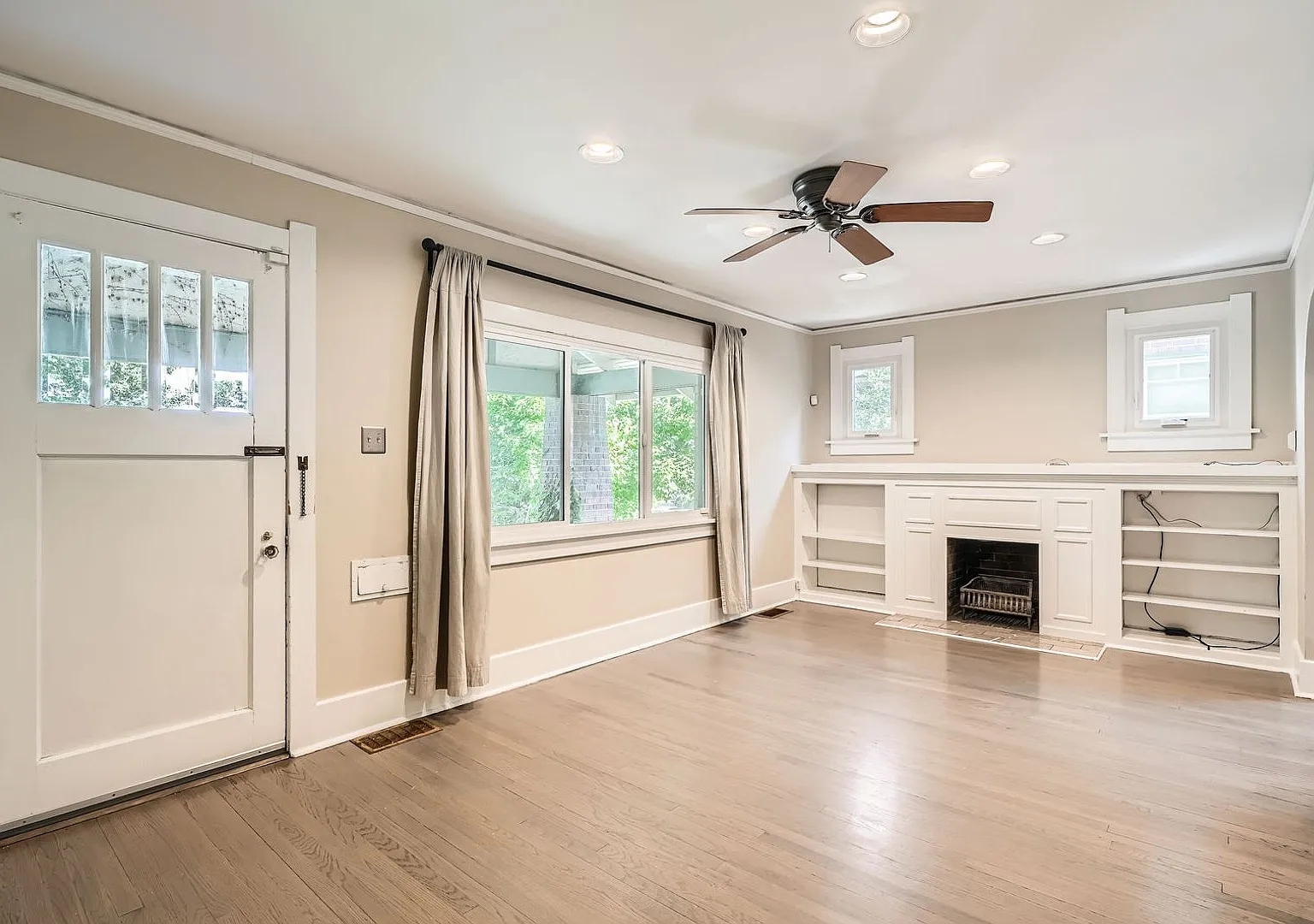 Charming Cherry Creek Home with Stylish Finishes, Private Yard & Exceptional Location! — Photo 2