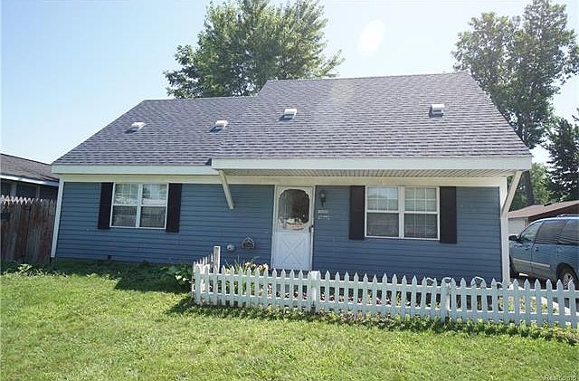 1st image of 15049 Woodmont St