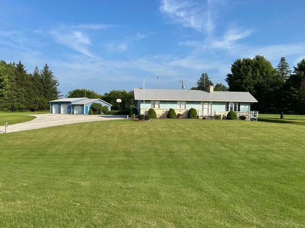 9000 E Barnum Rd, Woodland, MI 48897