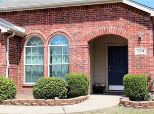 2004 Penton Linns Dr, Anna, TX 75409