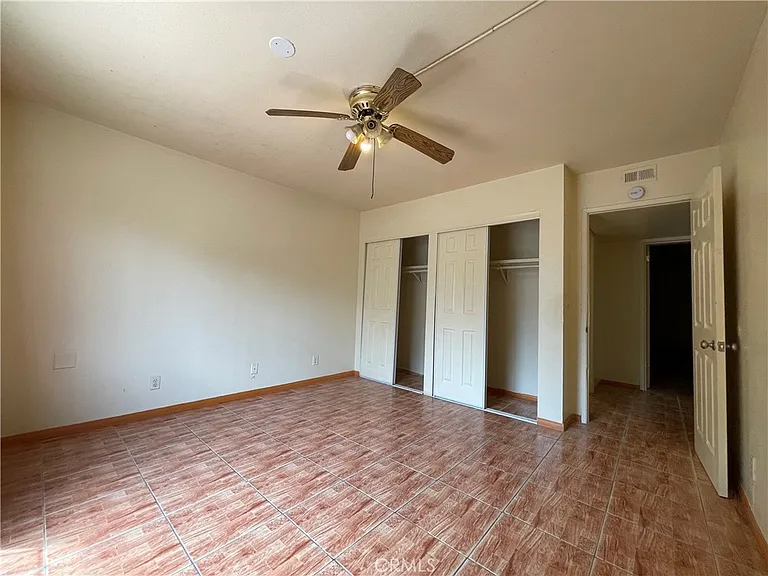 1349 Walnut Ave — Photo 8