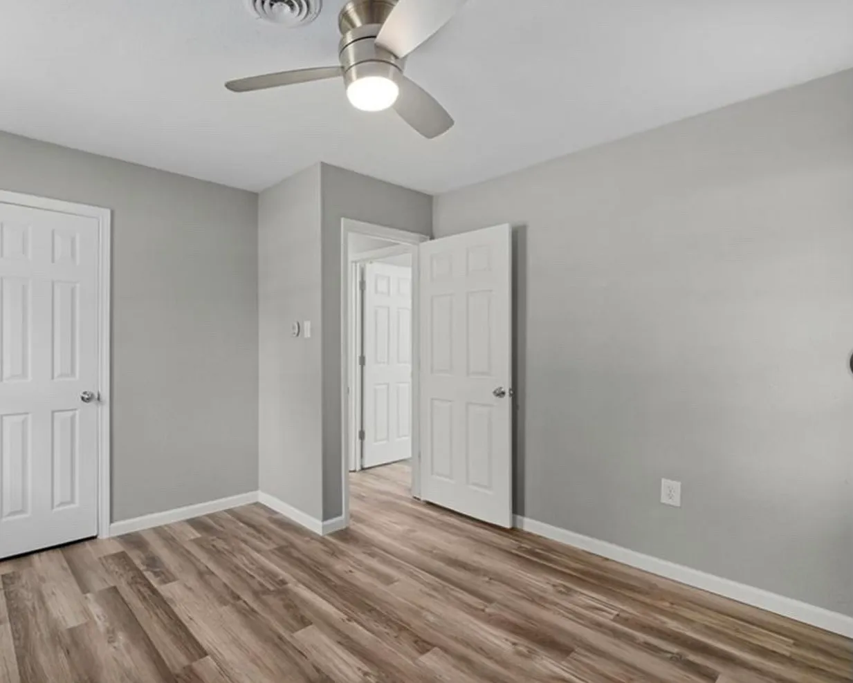 6 Hilltop Pl — Photo 4