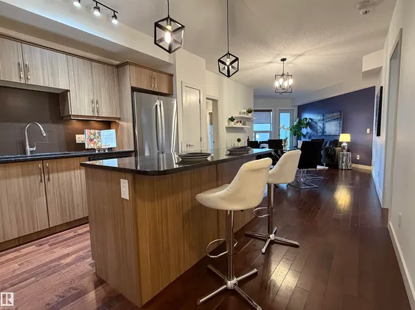 10523 123rd St NW #115, Edmonton, AB T5N 1N9
