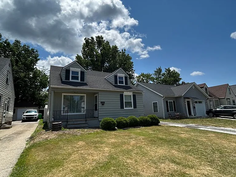 4126 Hinsdale Rd — Photo 60
