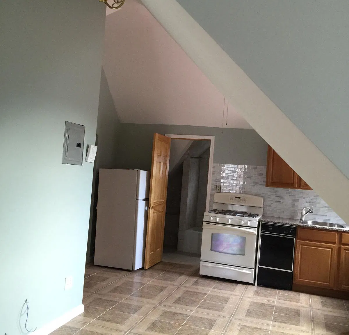 15 Relay Place — Photo 1