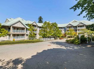 15150 29a Ave #310, Surrey, BC V4P 3B1
