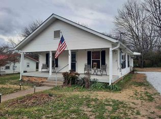 210 N Vine Ave, Ave, AR 72560