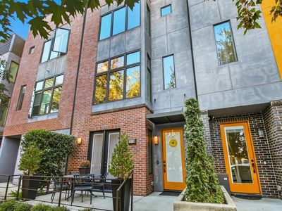 1618 20th St, Sacramento, CA, 95811