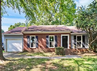 1720 Blandford Dr, Charlotte, NC 28262