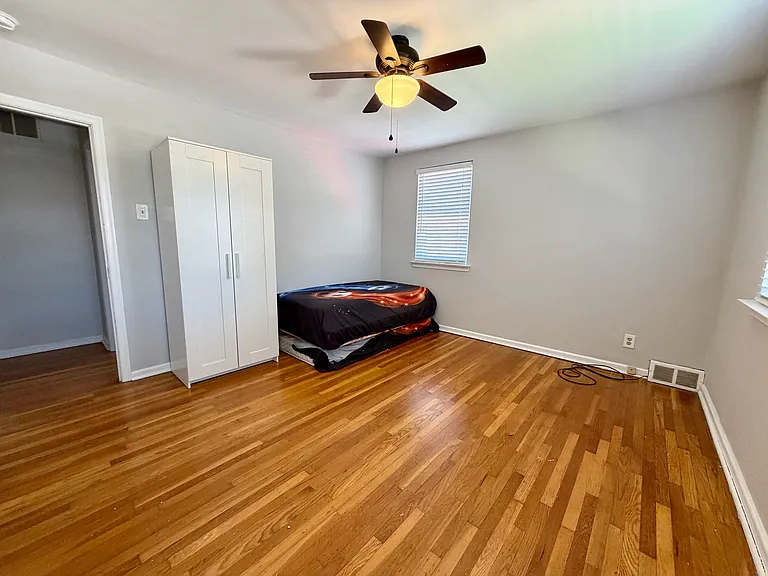 472 Olympic Ave — Photo 19