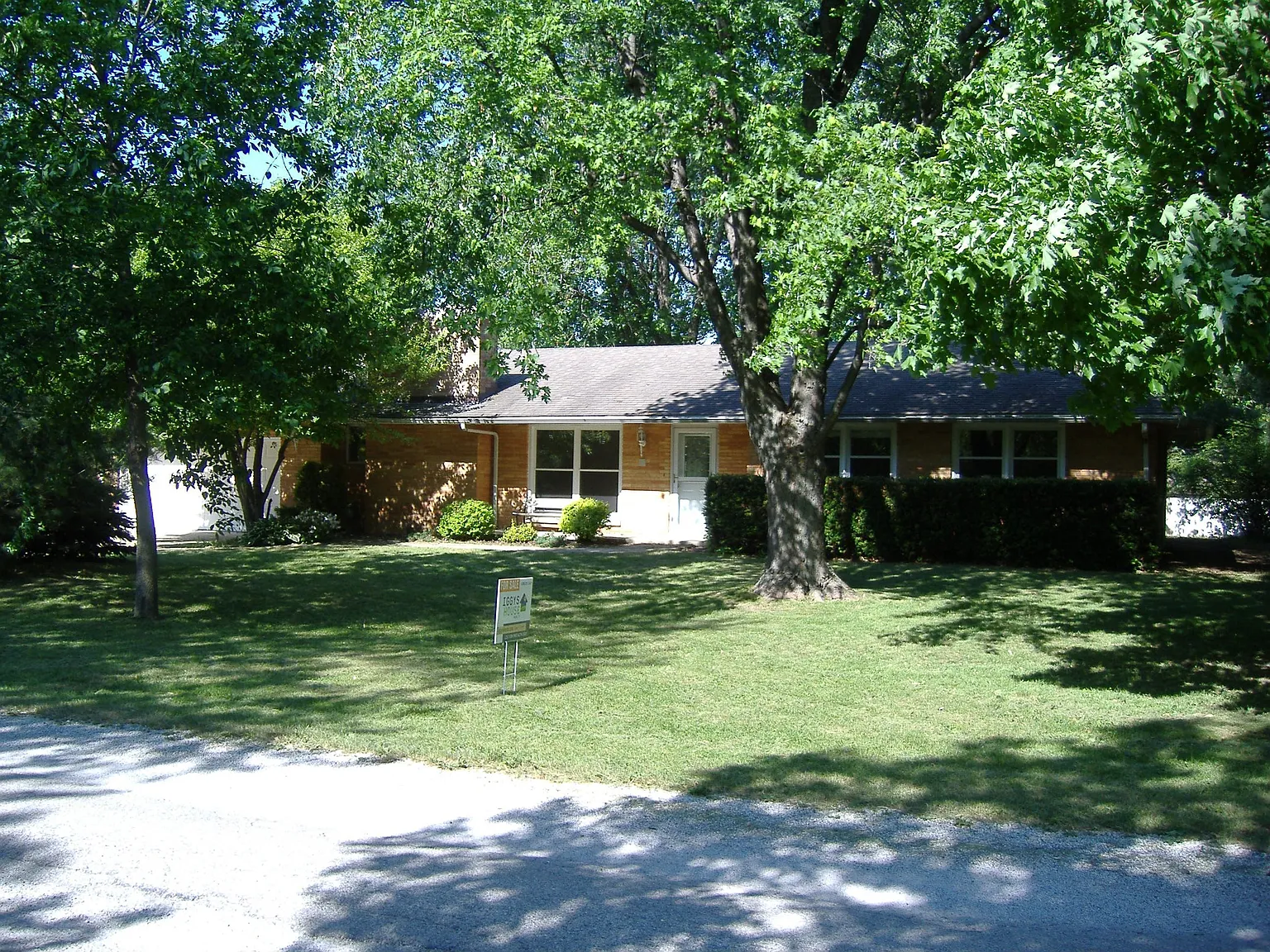 1605 Mitchell Dr photo 1