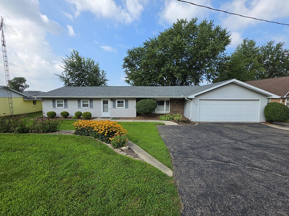 1st image of 819 Fisher Rd