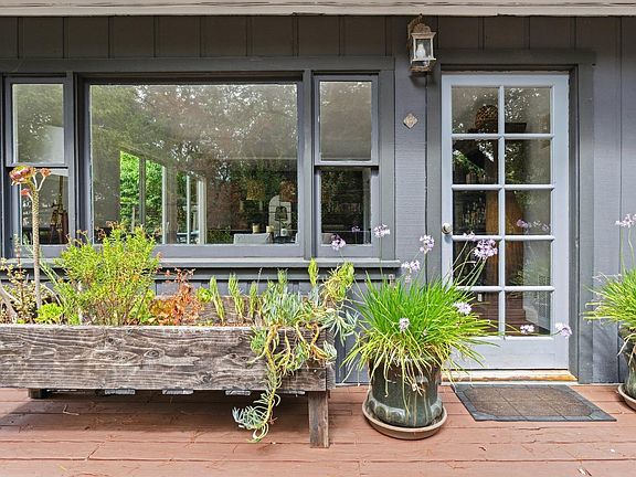 3rd image of 2024 Thornsberry Road