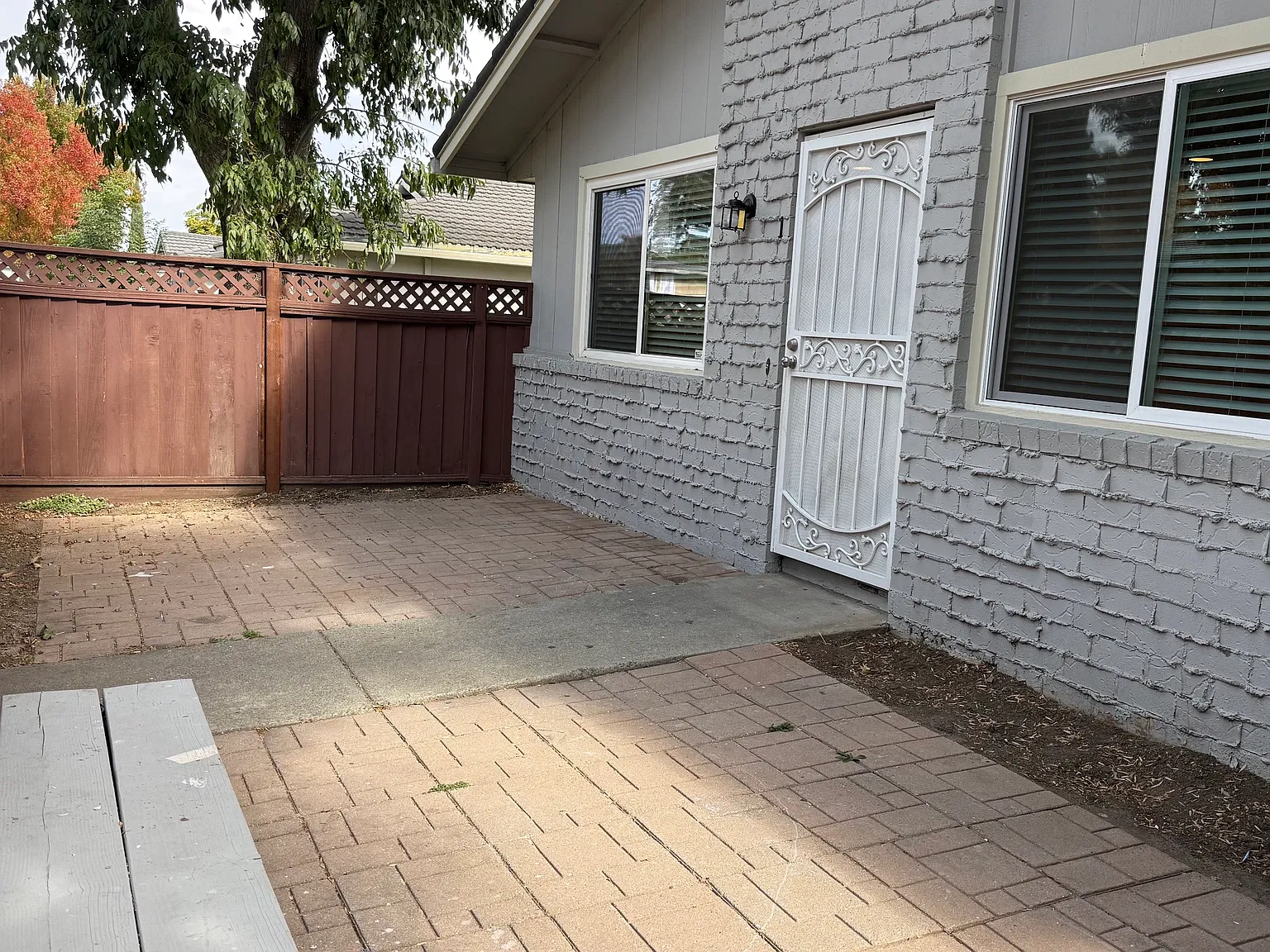 2 bed, 810 sqft, $2,900 — Photo 1