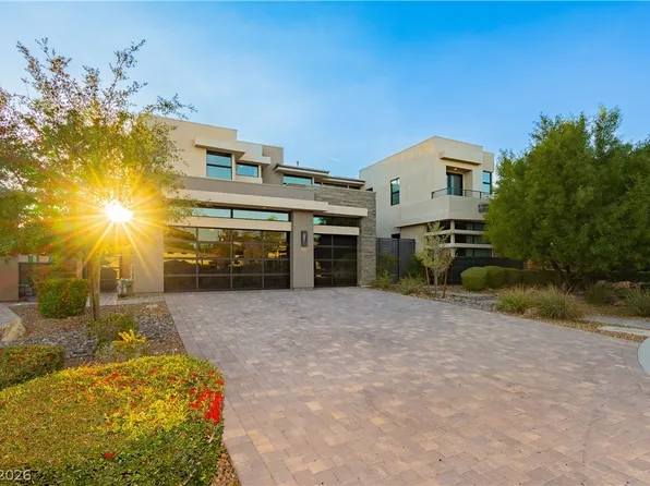 94 Glade Hollow Dr, Las Vegas, NV 89135