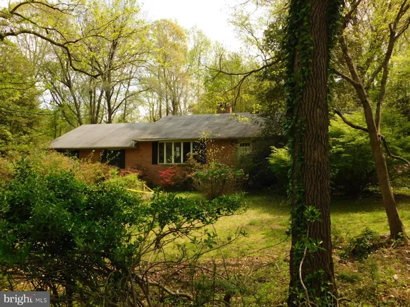 90 Rhode Island Ave, Earleville, MD 21919