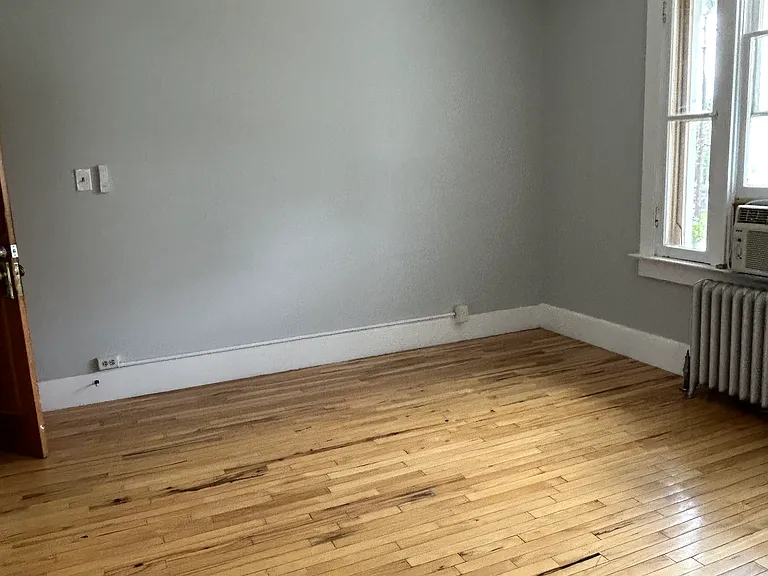 305 E 3rd Ave #3 — Photo 7