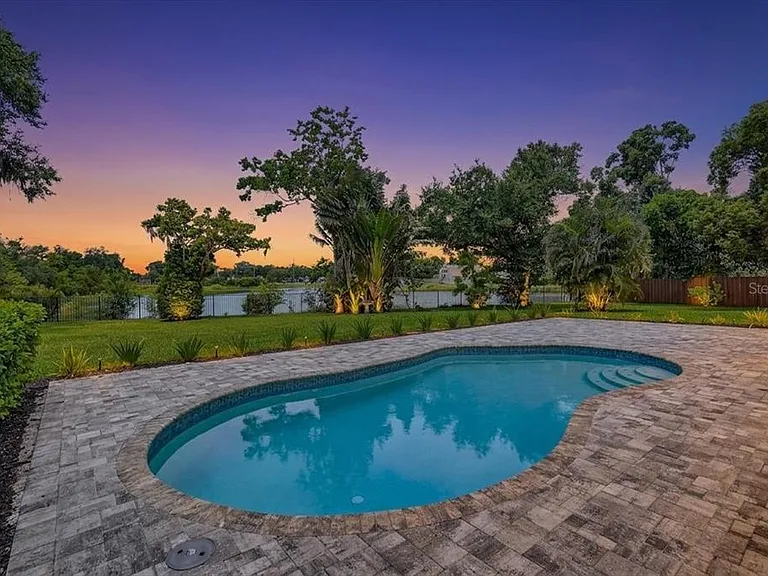 4230 Shady Oaks Ct — Photo 36
