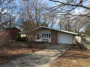 1237 N Turner Ave, Fayetteville, AR 72703