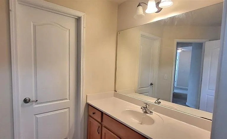 1649 Sentinel View Dr — Photo 16