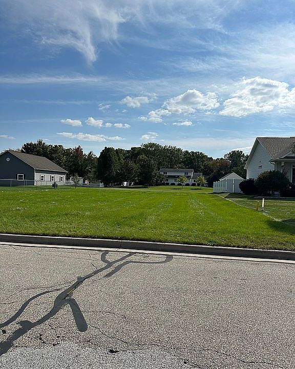 1st image of 5089 Winterwood Ln
