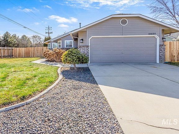 5th image of 10605 W Goldenrod Ave
