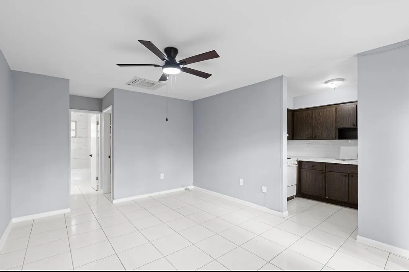 1 bed, $1,800 — Photo 2