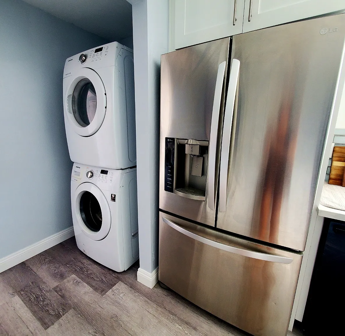 5 bed, 3000 sqft, $1,400 — Photo 3