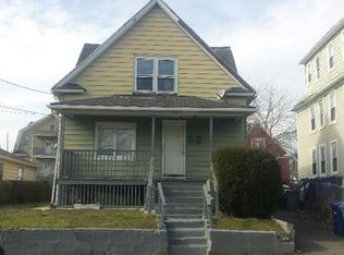21 Beatrice St, Bridgeport, CT 06607