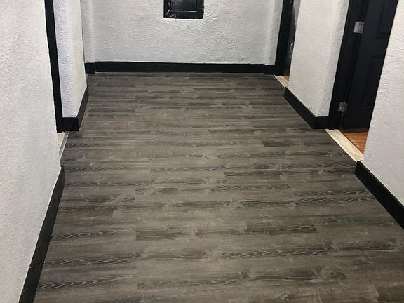 2nd image of 17 Fillmore Pl #19